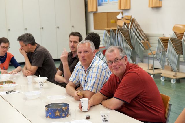 2013_07_02_2013_07_03_mgo_erdbeerenessen_011